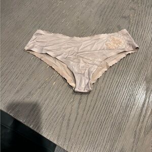 Victoria's Secret Beige Low-Rise Hip-Hugger Panties